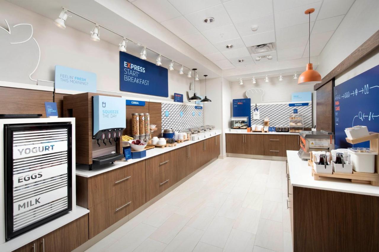 Holiday Inn Express & Suites Oscoda By Ihg Dış mekan fotoğraf