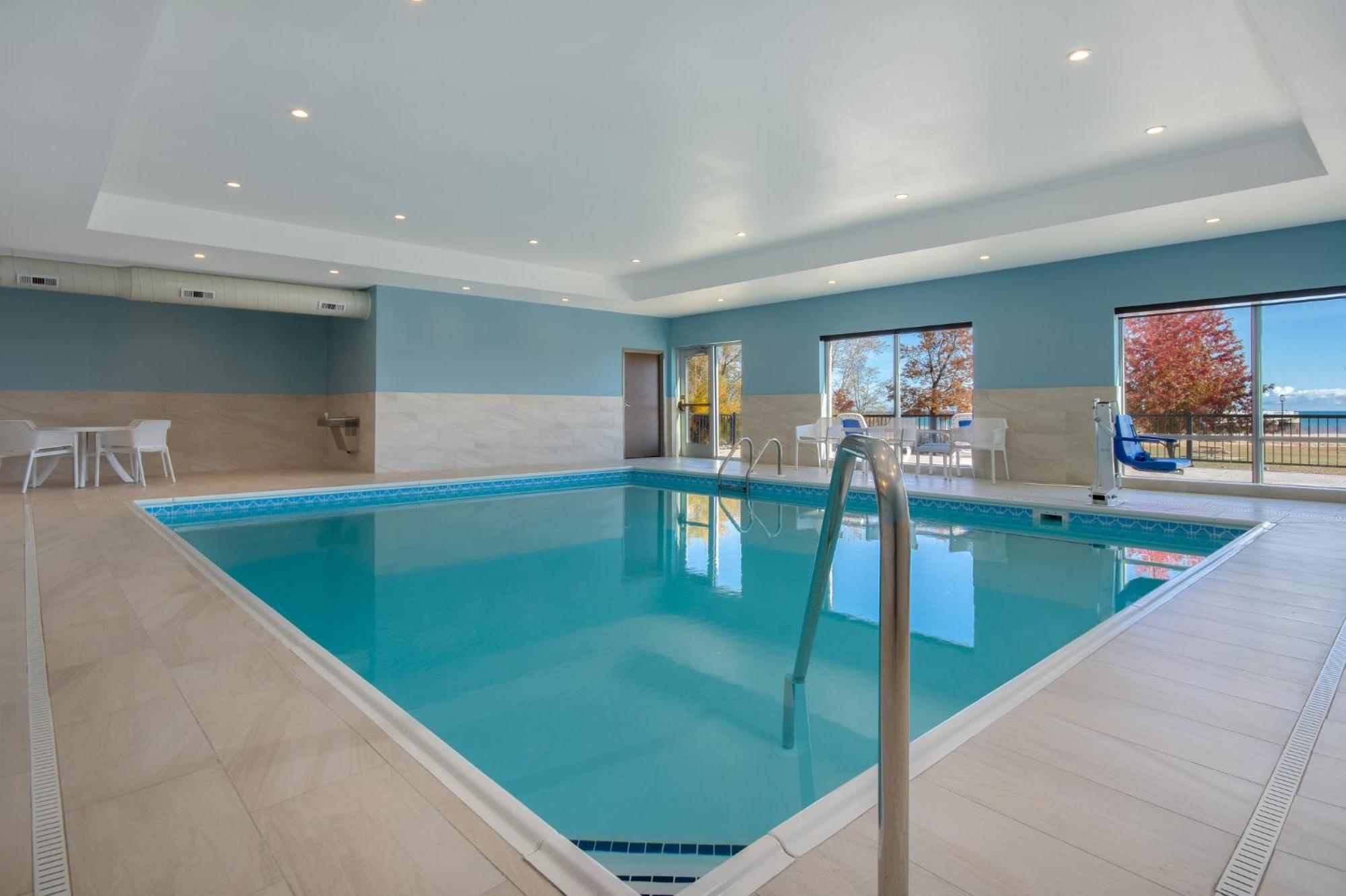 Holiday Inn Express & Suites Oscoda By Ihg Dış mekan fotoğraf