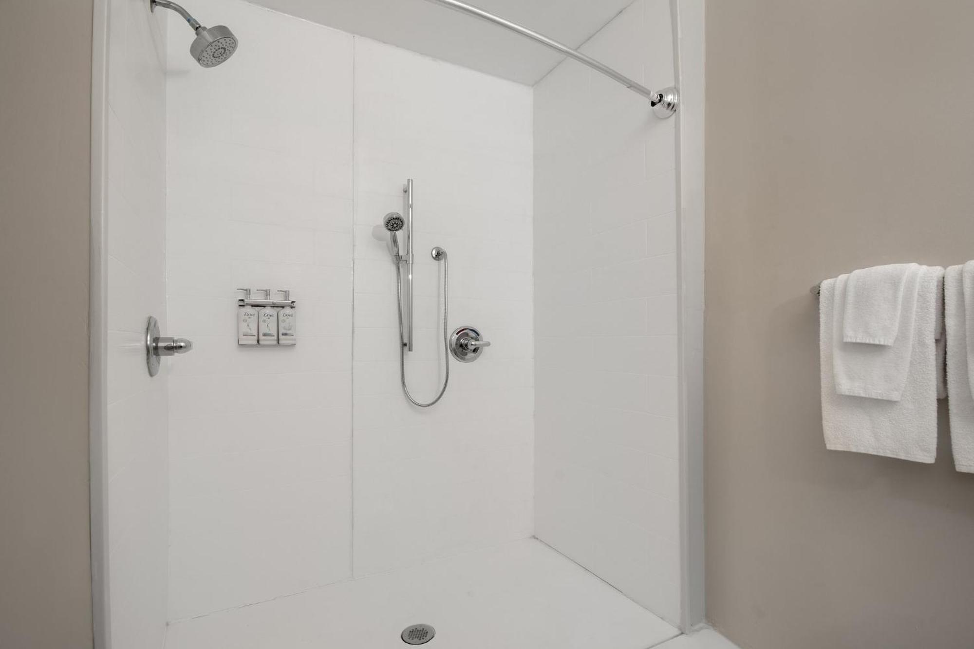 Holiday Inn Express & Suites Oscoda By Ihg Dış mekan fotoğraf