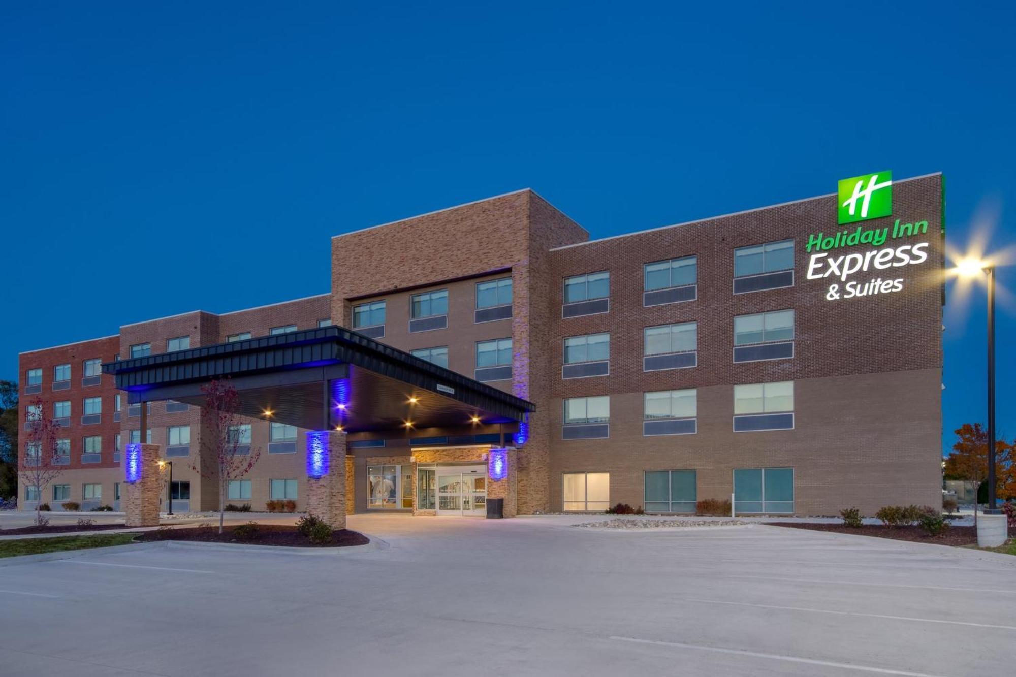 Holiday Inn Express & Suites Oscoda By Ihg Dış mekan fotoğraf
