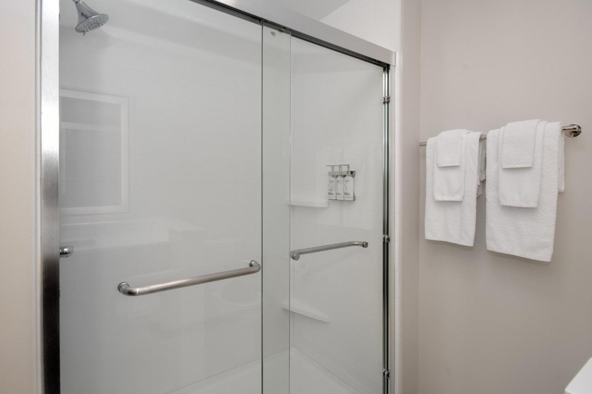 Holiday Inn Express & Suites Oscoda By Ihg Dış mekan fotoğraf